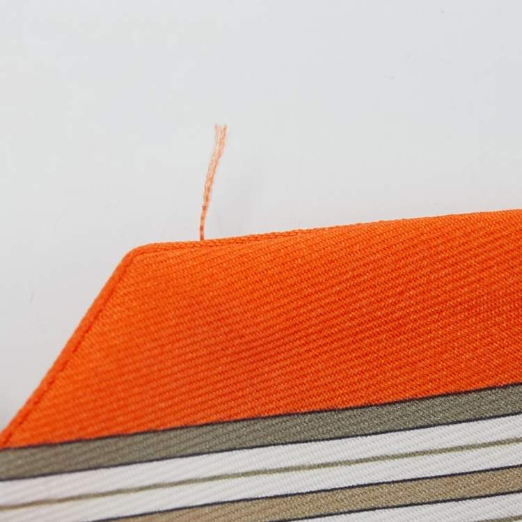 Pre Owned Hermes Orange/Jaune Couvertures Nouvelles Silk Twilly