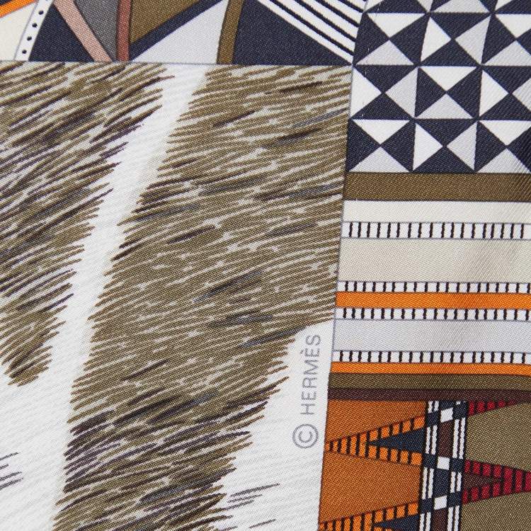 Pre Owned Hermès Multicolor Pelages et Camouflage Printed Silk Square Scarf