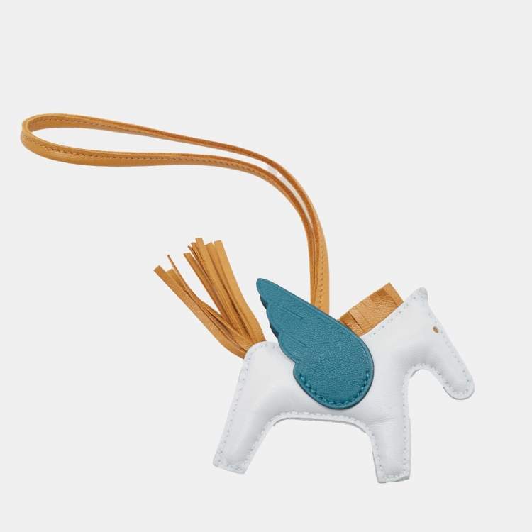 Pre Owned Hermes Bleu Brume/Sesame/Vert Bosphore Milo Leather GriGri Rodeo Pegase Bag Charm PM