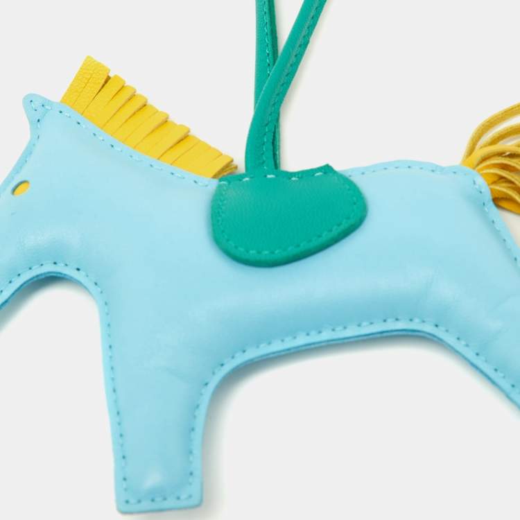 Pre Owned Hermès Celeste/Lime/Malachite Milo Leather GriGri Rodeo Bag Charm MM