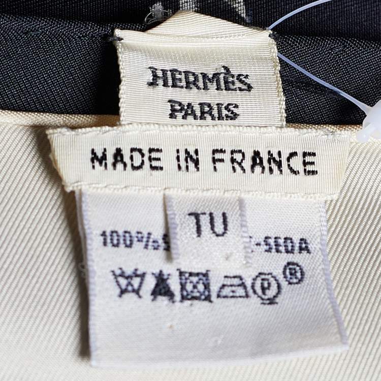 Pre Owned Hermes Ivory A Propos de Bottes Print Silk Tunic One Size