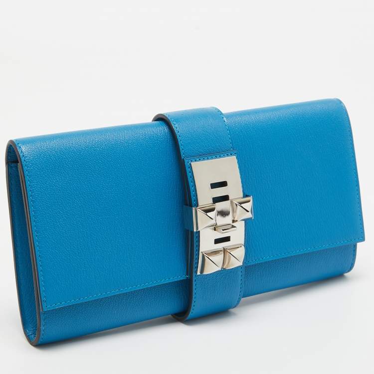 مملوكة مسبقًا Hermès Bleu Zanzibar Chevre Mysore Leather Medor 23 Clutch