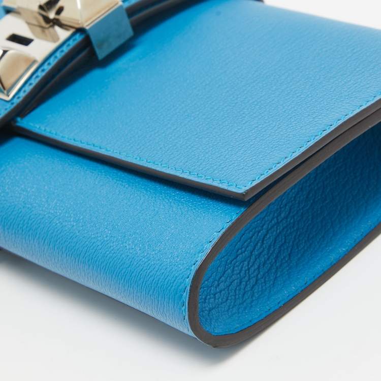 مملوكة مسبقًا Hermès Bleu Zanzibar Chevre Mysore Leather Medor 23 Clutch