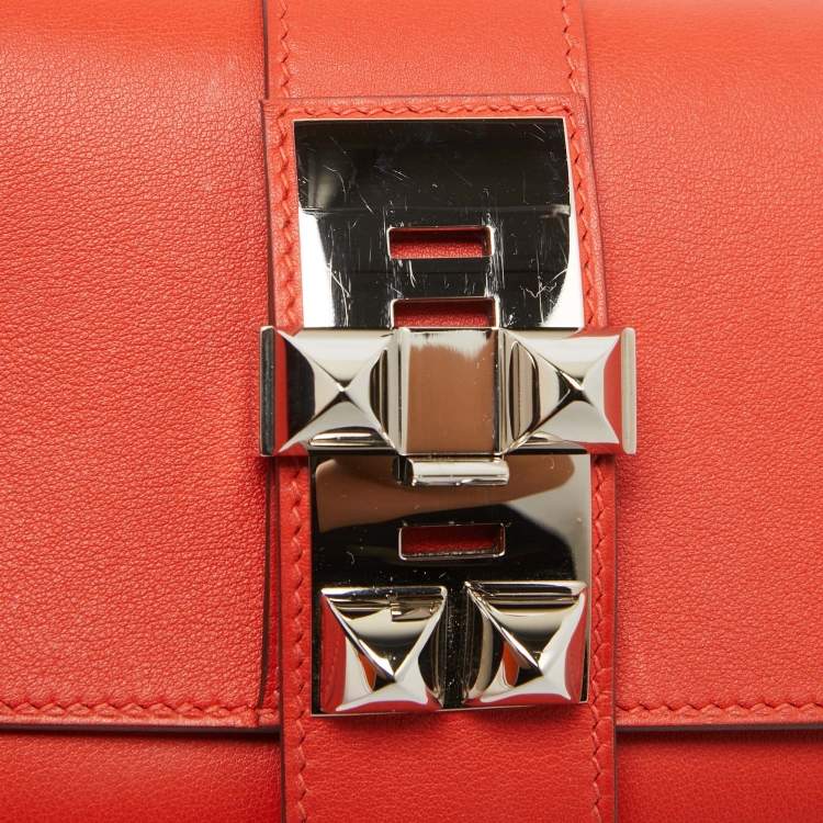 مملوكة مسبقًا Hermès Capucine Swift Leather Medor Clutch 23