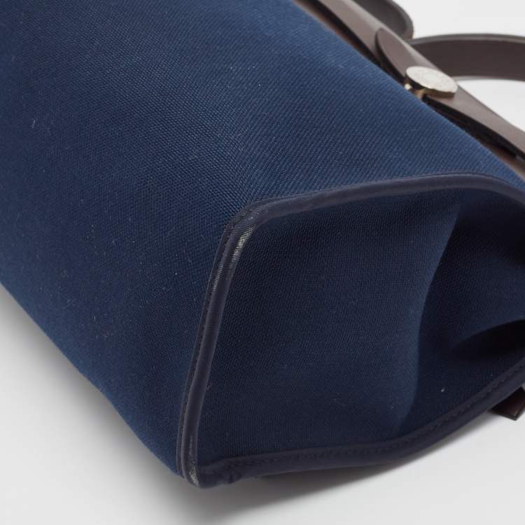 Pre Owned Hermes Bleu Marine/Ebene Toile Canvas and Vache Hunter Leather Herbag Zip 31 Bag