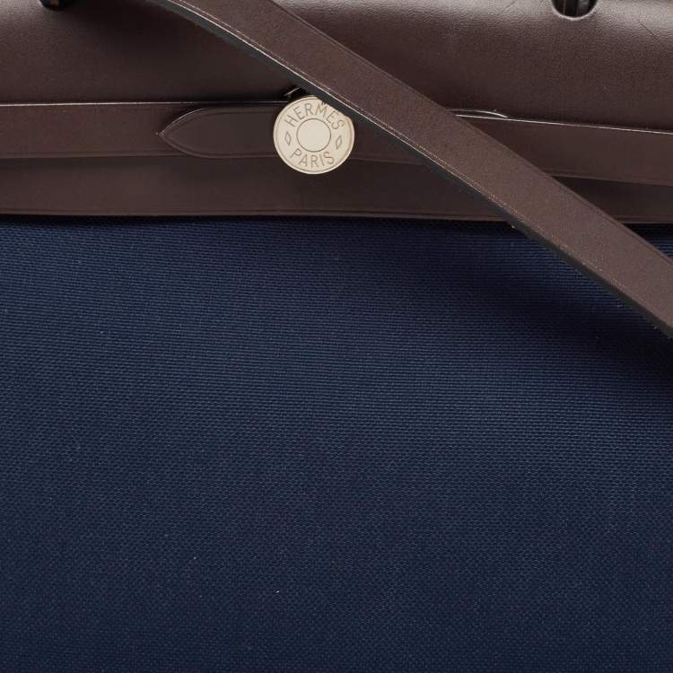 Pre Owned Hermes Bleu Marine/Ebene Toile Canvas and Vache Hunter Leather Herbag Zip 31 Bag