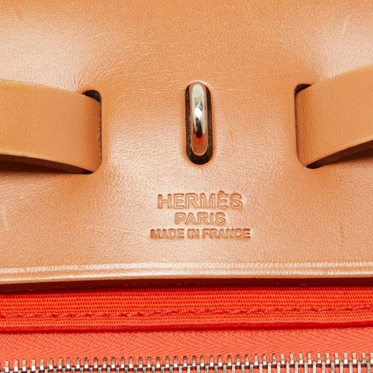 Pre Owned Hermes Capucine /Natural Canvas and Leather Herbag Zip 31 Bag