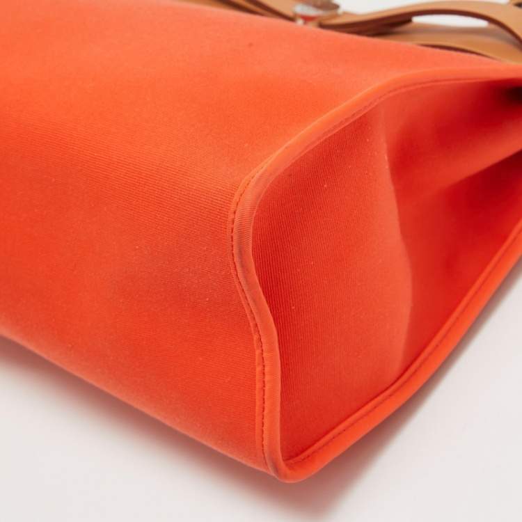 Pre Owned Hermes Capucine /Natural Canvas and Leather Herbag Zip 31 Bag