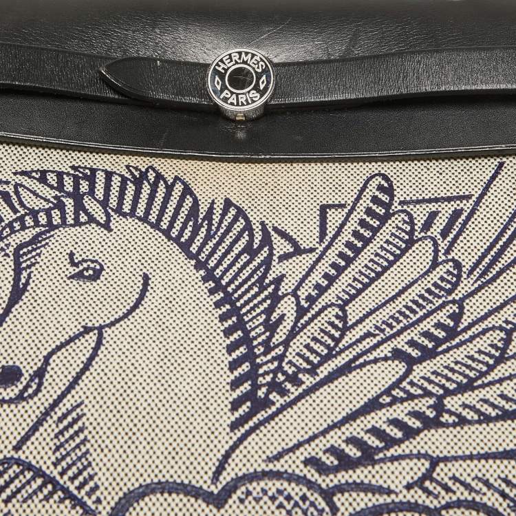Pre Owned Hermes Ecru/Noir/ Bleu Indigo Toile H and Vache Hunter Pegase Pop Herbag Zip 31 Bag