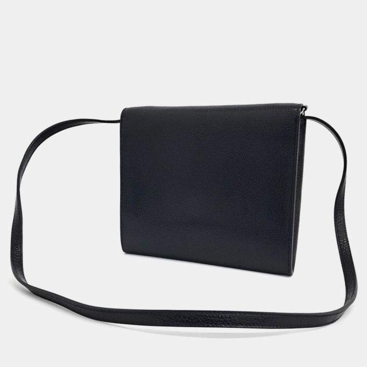 Pre Owned Hermes Black Leather Cinhetic To Go Shoulder Bag