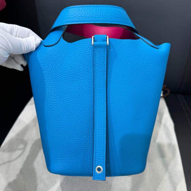 Pre Owned Hermes Blue Leather Picotin 18 Shoulder Bag