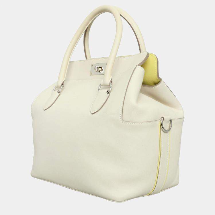 Pre Owned Hermes Craie Soufre, yellow, beige Swift Leather Toolbox 26 Bag