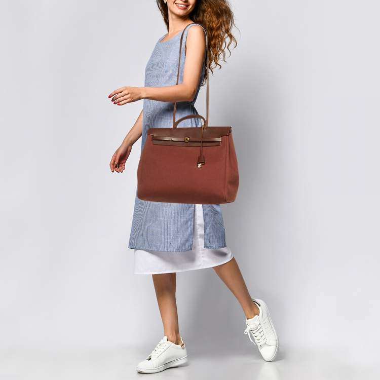 Pre Owned Hermes Rouge H Toile and Leather Herbag Zip 39 Bag