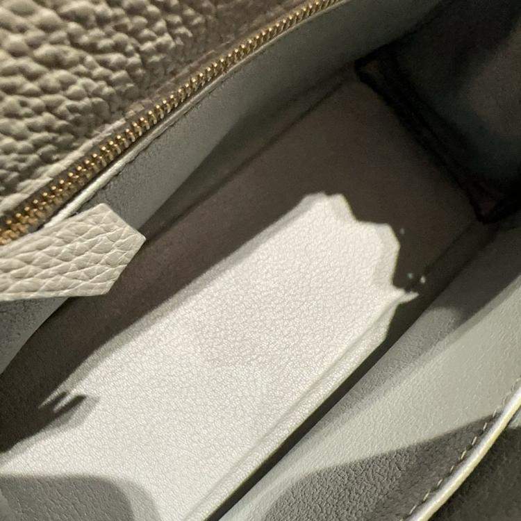 Pre Owned Hermes Almond Green Togo Leather Kelly 25 bag