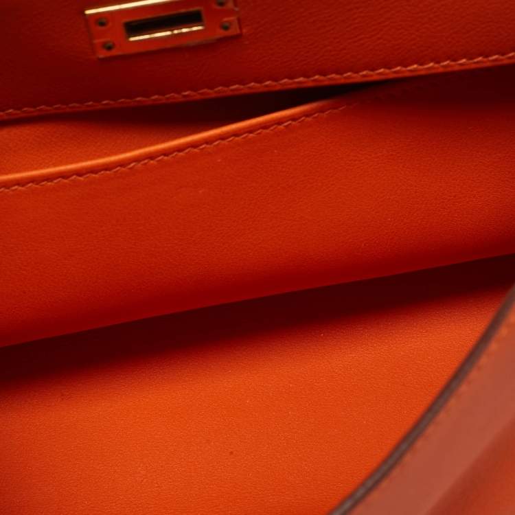 مملوكة مسبقًا Hermes Orange Swift Leather Gold Finish Kelly Pochette