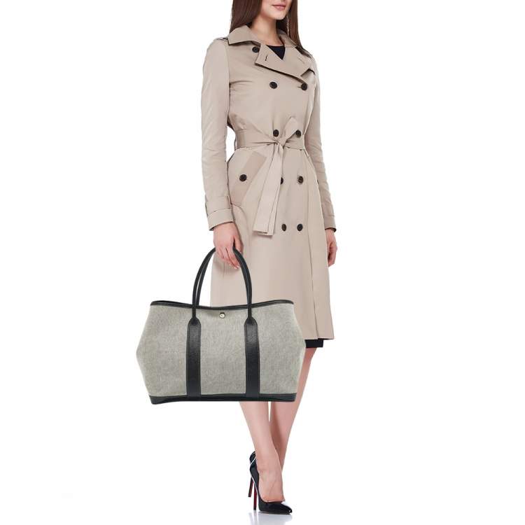 Pre Owned Hermès Ecru/Noir Toile and Buffalo Skipper Leather Garden Party 36 Bag