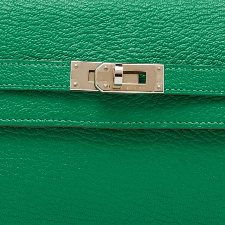 Pre Owned Hermes Menthe Chevre Mysore Leather Kelly Classic Wallet
