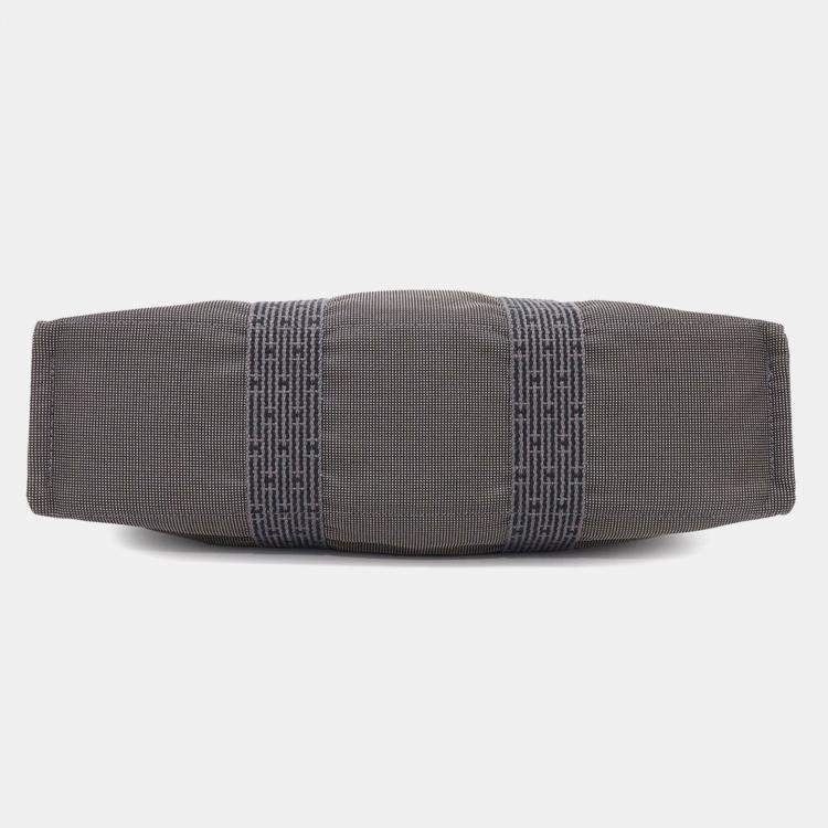 Pre Owned Hermes Her Line MM Gray Canvas Tote Bag