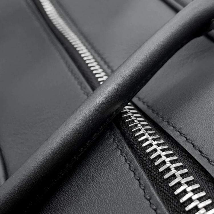 Pre Owned Hermes Plume 32 Black Swift Leather Handbag