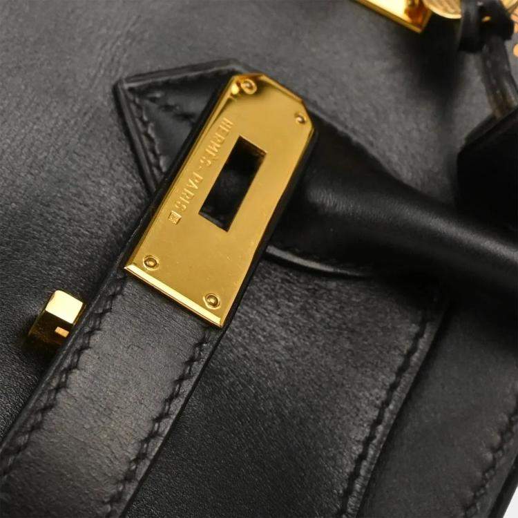 Pre Owned Hermes Black Box Calf Haut a Courroies 32 Handbag