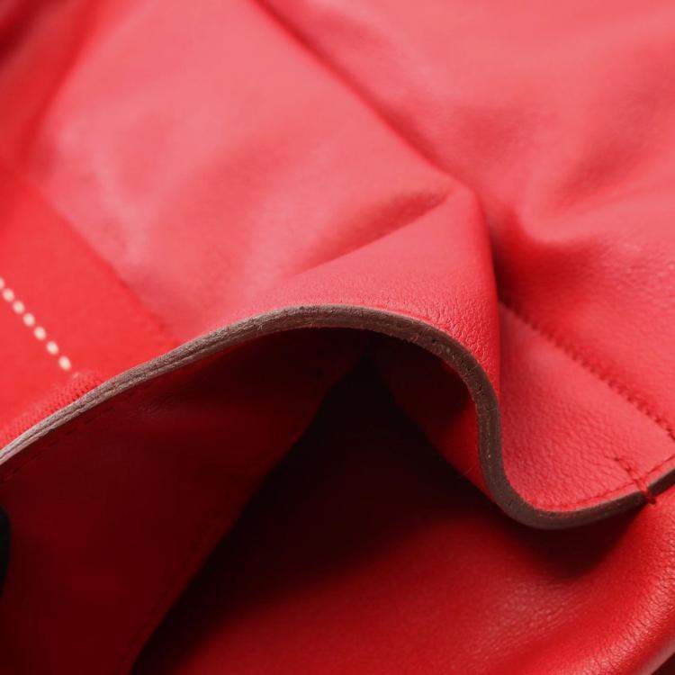 Pre Owned Hermes Caravan Vertical GM Red Derma Leather Bag