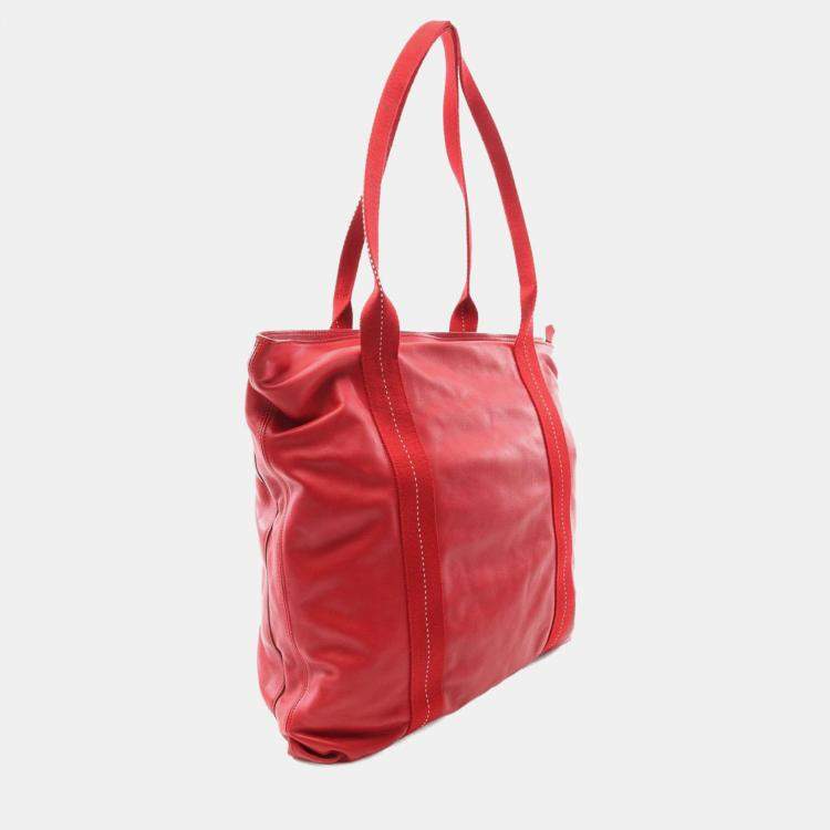 Pre Owned Hermes Caravan Vertical GM Red Derma Leather Bag