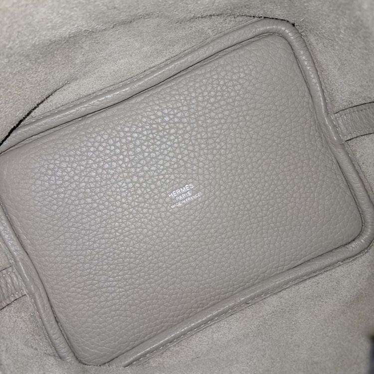 Pre Owned Hermes Grey Leather Rock Picotan 18