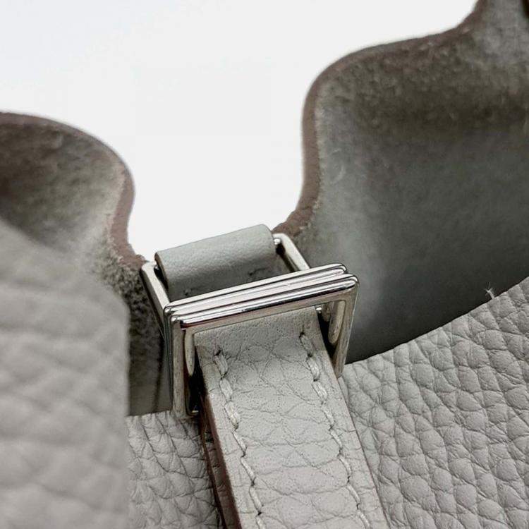 Pre Owned Hermes Rock Picotan 22 Grey Leather Bag 