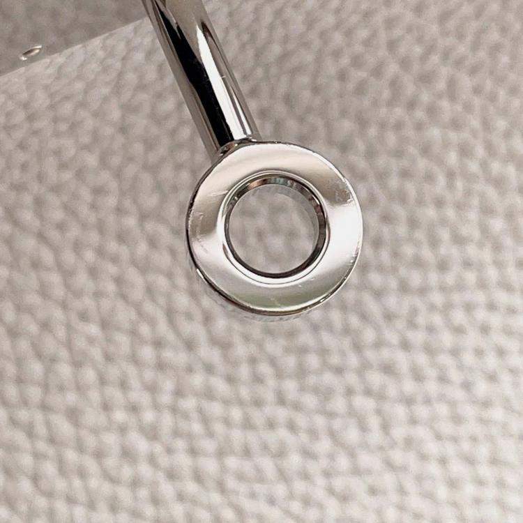 Pre Owned Hermes Birkin 30 Pearl Grey Togo Leather Top Handle Bag