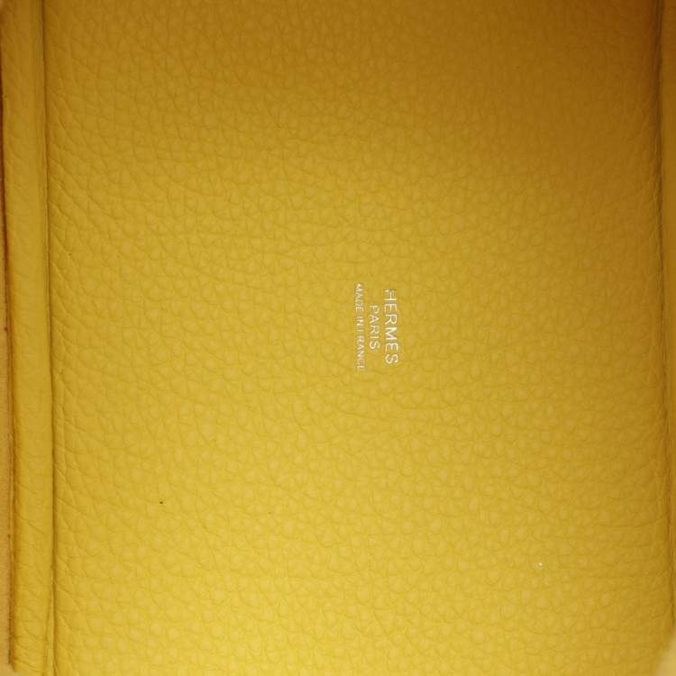 Pre Owned Hermes Jaune Citron Taurillon Clemence Leather Picotin Lock 18 Bag
