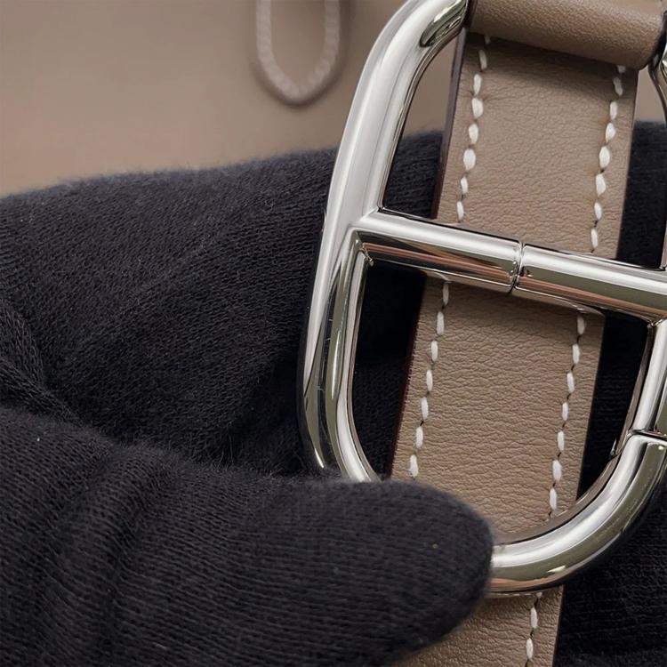 Pre Owned Hermes Portefeuille Poschamp Plus Etoupe Swift Leather