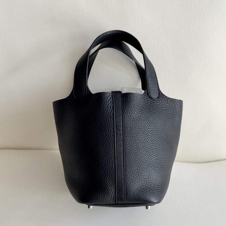 Pre Owned Hermes Picotin 18 Black Taurillon Clemence Leather with Palladium Hardware