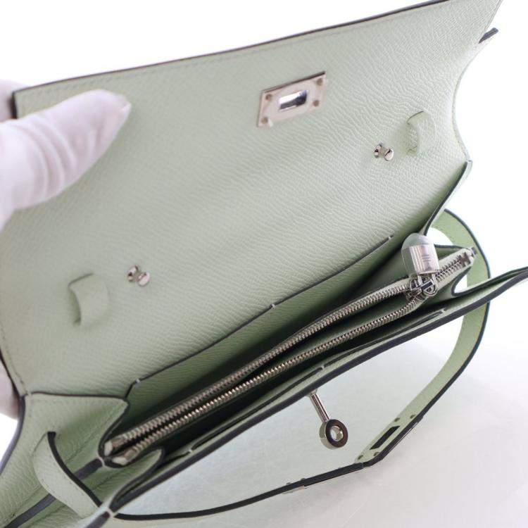Pre Owned Hermes Vert Fizz Epsom Kelly To Go Wallet
