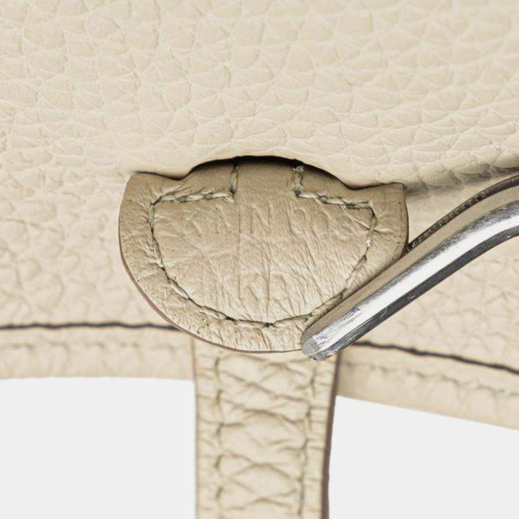 مملوكة مسبقًا Hermes Evelyn Tpm Shoulder Bag Beton Gold Hardware Taurillon Clemence Leather