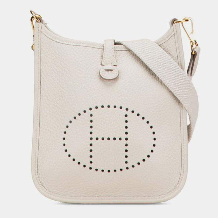 مملوكة مسبقًا Hermes Evelyn Tpm Shoulder Bag Beton Gold Hardware Taurillon Clemence Leather