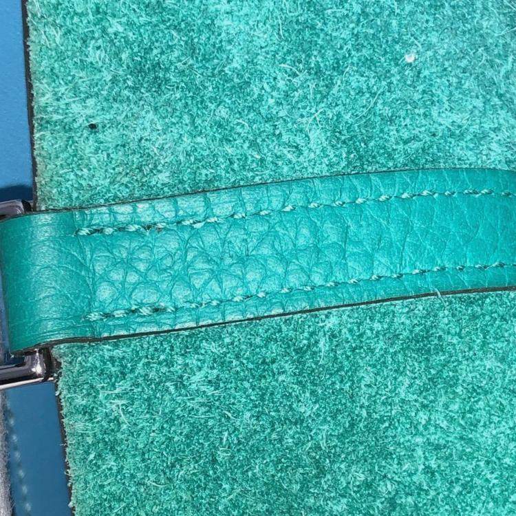 Pre Owned Hermes Picotin Lock Eclat Mm 22 Handbag In Taurillon Clemence Leather Vert Veron Green