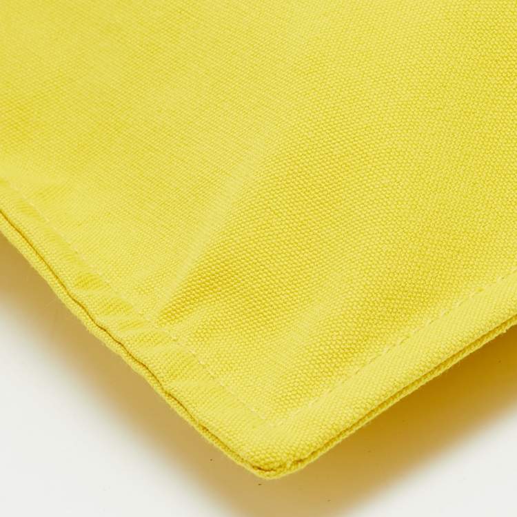 مملوكة مسبقًا Hermès Bora Bora GM Yellow Canvas Pouch