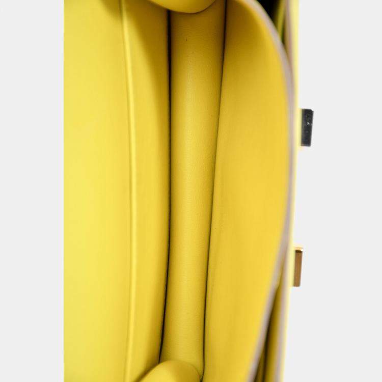 مملوكة مسبقًا Hermes 2019 Lime Swift Leather Mini Constance 18 GHW