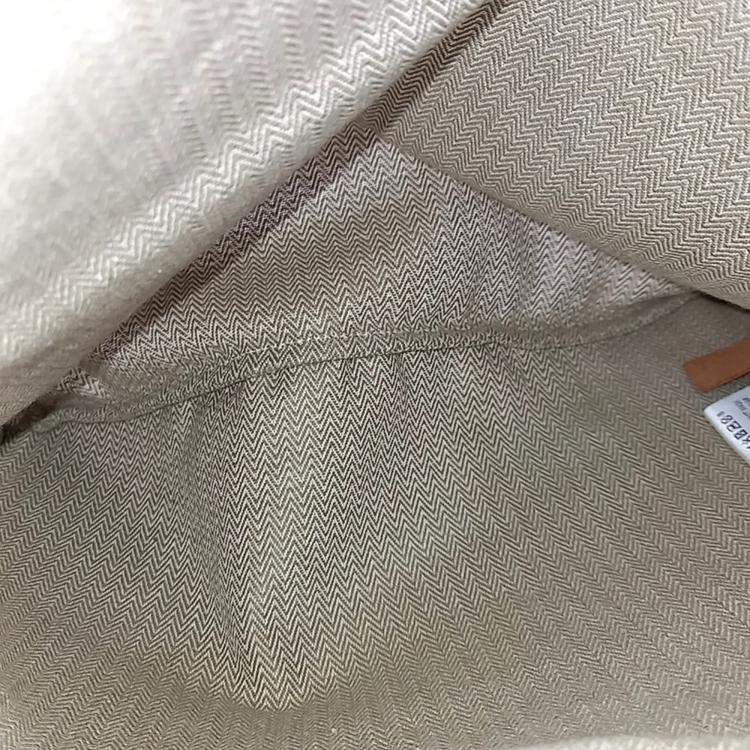 مملوكة مسبقًا Hermes Beige Canvas Aline Bag
