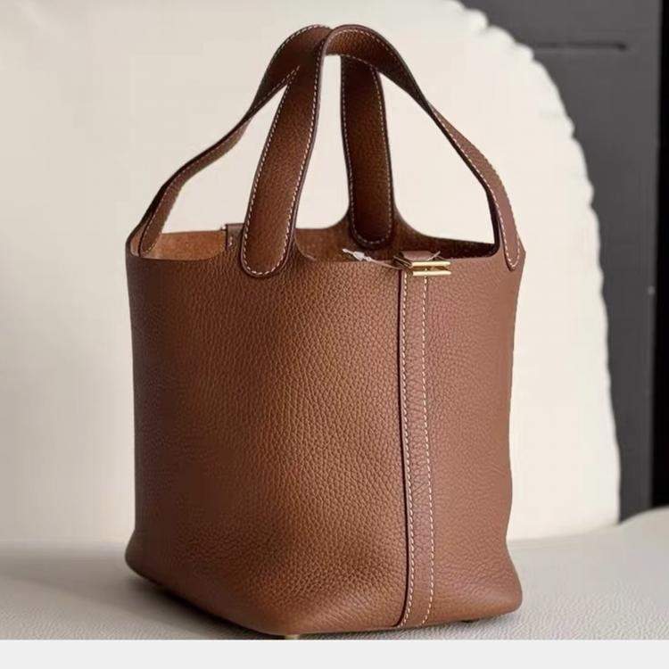 Pre Owned Hermes Picotin Lock 18 Gold with gold hardware