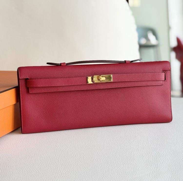 Pre Owned Hermes Kelly Cut Epsom Gold hardware