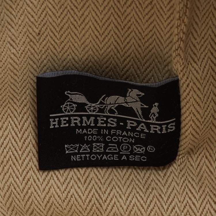 Pre Owned [{ "name": "Hermes Eucalyptus Toile H Canvas Small Bride-a-Brac Case", "name_ar": "هيرمس يوكالبتوس قماش H برتقالي حقيبة صغير برايد-أ-براق" }]