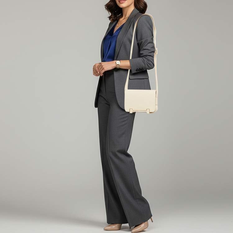 Pre Owned Hermes Geta Gold Finish Nata Chevre Mysore Leather Shoulder Bag