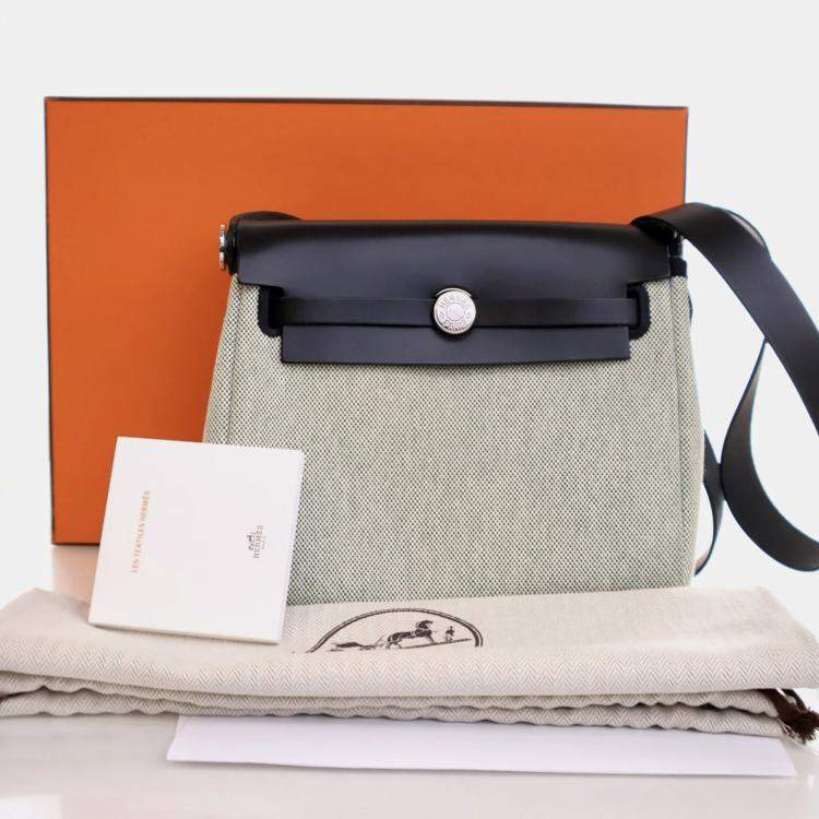 Pre Owned Hermes Vert Moyen Military Toile Herbag Zip 20