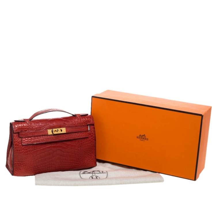 Pre Owned Hermes Bourgogne Matte Alligator Gold Hardware Kelly Pochette