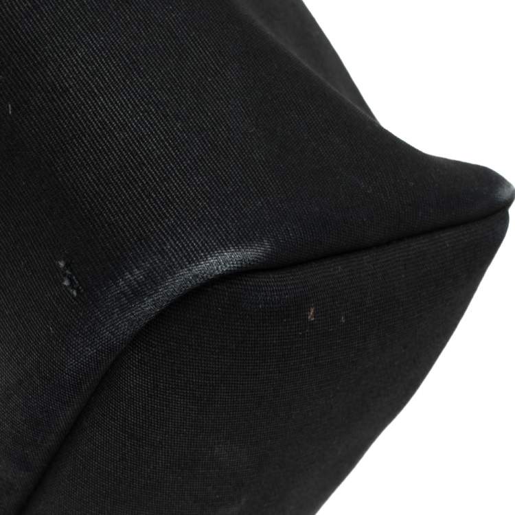 مملوكة مسبقًا Hermès Black Canvas and Leather Herbag Zip 31 Bag