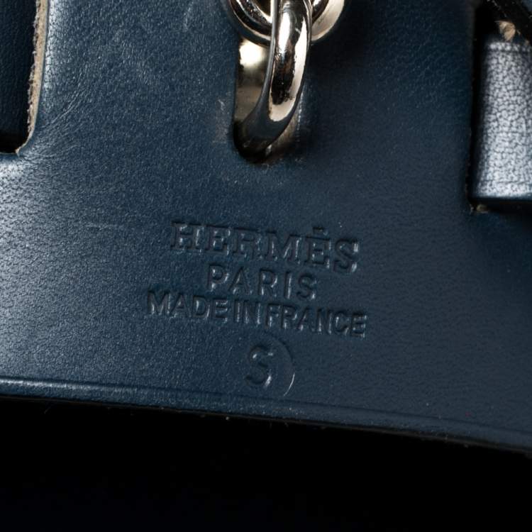 Pre Owned Hermes Blue Marine/Saphir Canvas and Leather Herbag Zip 31 Bag