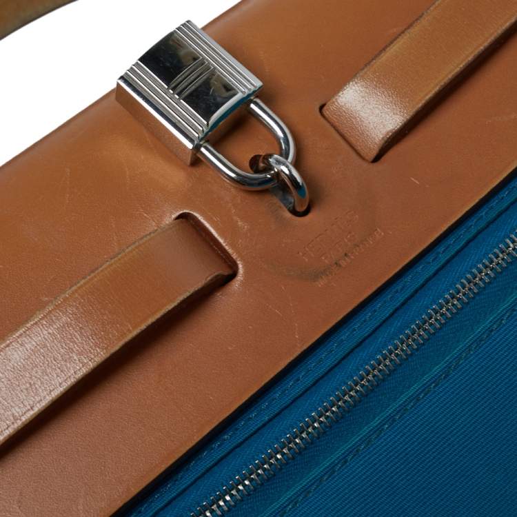 Pre Owned Hermes Bleu Izmir/Natural Canvas And Leather Herbag Zip 31 Bag