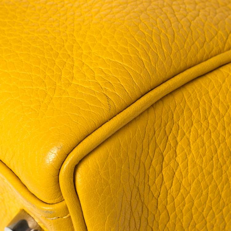 مملوكة مسبقًا Hermes Jaune Ambre Togo Leather Palladium Hardware Shoulder Kelly 42 Bag