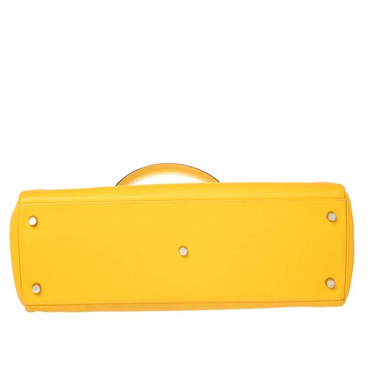 مملوكة مسبقًا Hermes Jaune Ambre Togo Leather Palladium Hardware Shoulder Kelly 42 Bag
